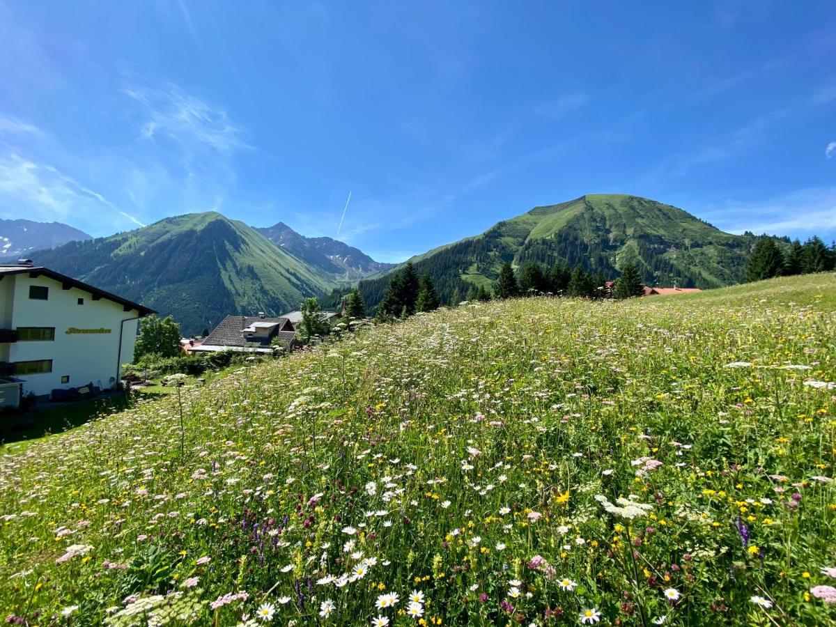 Appartementhaus Sonnalm Berwang Extérieur photo