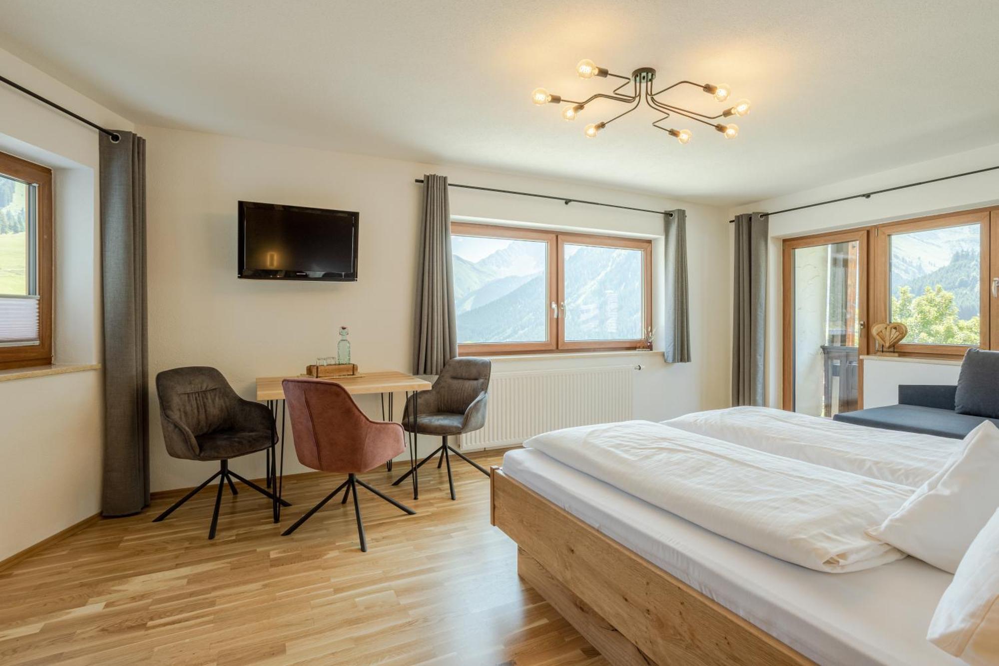 Appartementhaus Sonnalm Berwang Extérieur photo